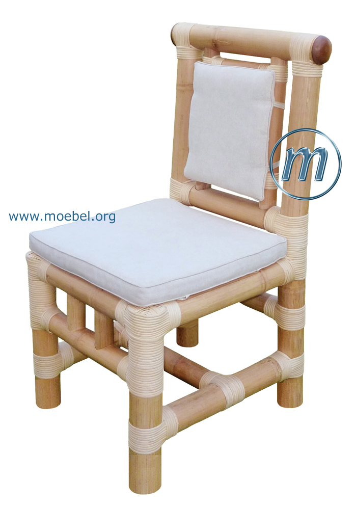 Robuste Stühle aus Bambus